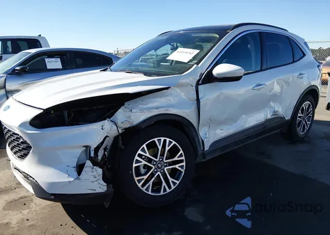 2020 Ford Escape Sel z USA, uszkodzony, nr VIN 1FMCU9H64LUA56806